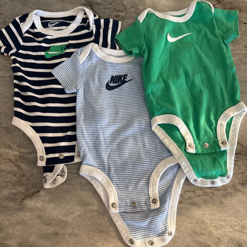Nike Kids Bodysuit Trio - Navy, Light Blue, Green